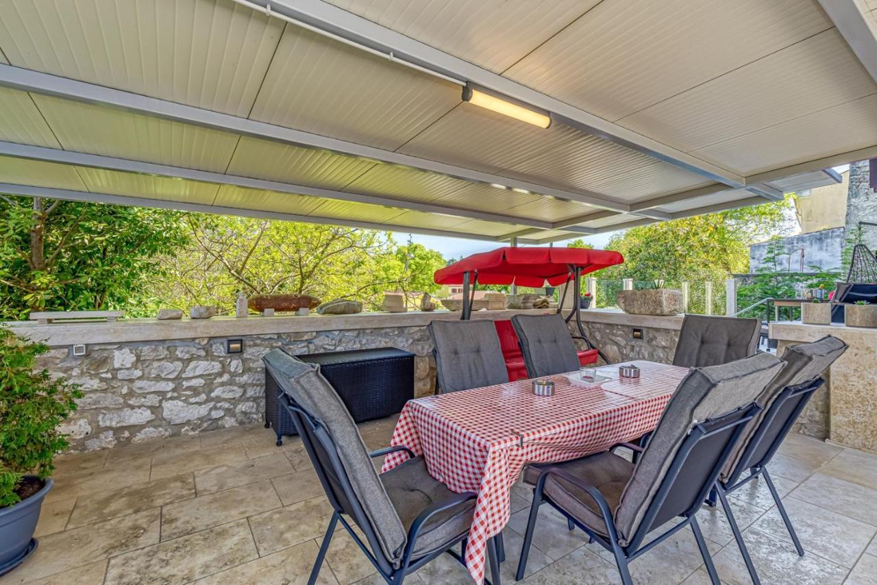 Holiday House Lidia I Rina Pićan Zewnętrze zdjęcie