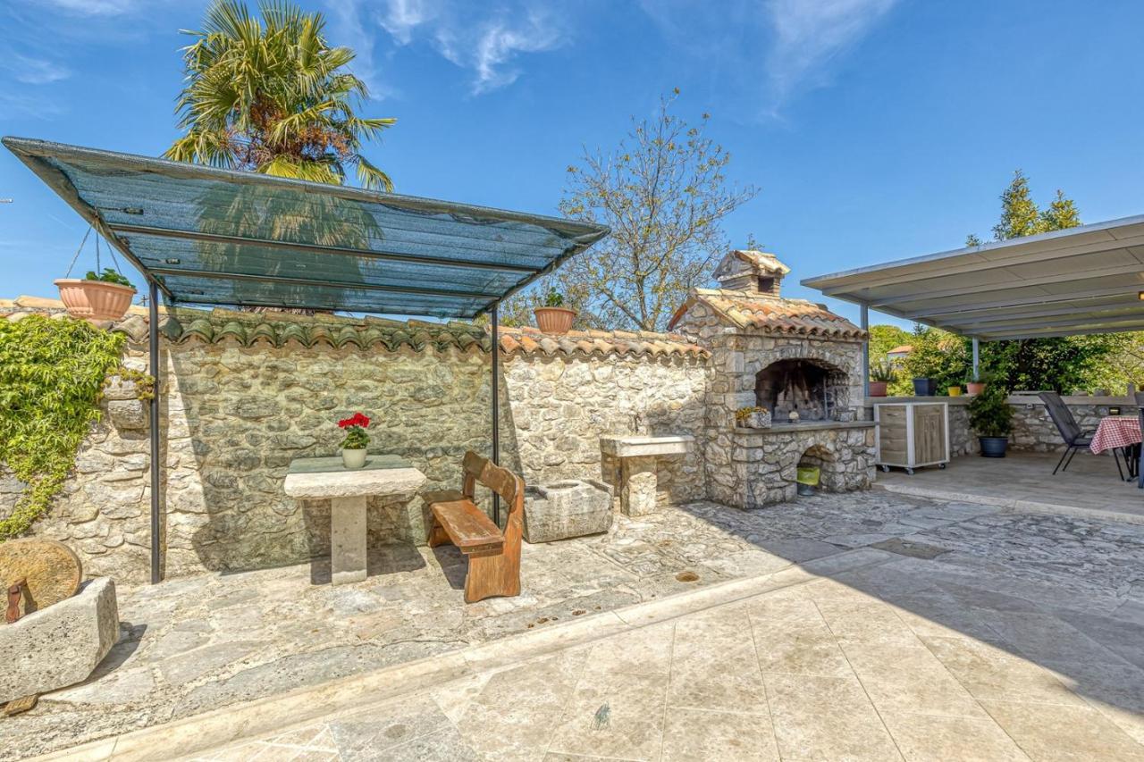 Holiday House Lidia I Rina Pićan Zewnętrze zdjęcie