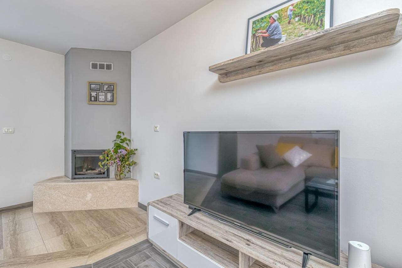 Holiday House Lidia I Rina Pićan Zewnętrze zdjęcie